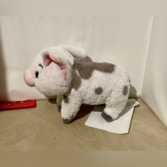 White pig stuffed animal toy - Picture 2 of 5